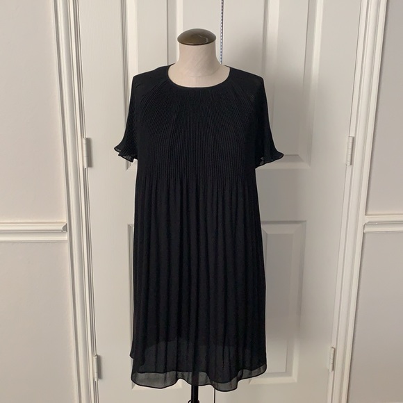 Michael Kors Black Short Sleeves Dress - Picture 1 of 9